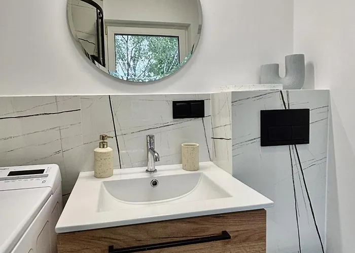 Obok Metra! Loftwola * وارسو