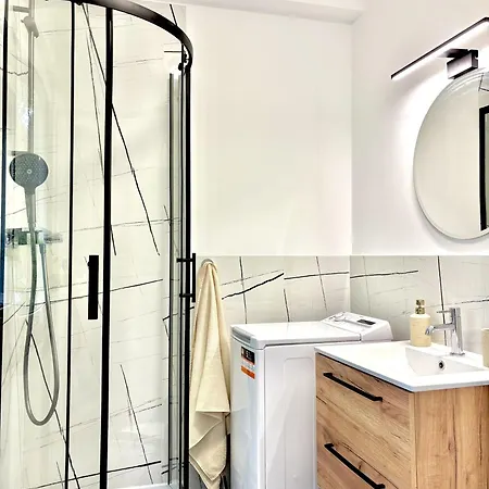 Apartman Obok Metra! Loftwola Varsó